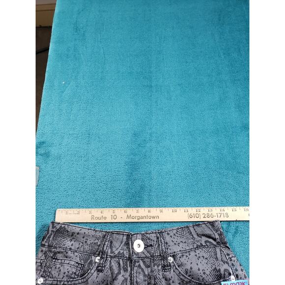 Guess Jeans Sz 27 Womens Gray Python Stretch Pants Mid Rise Skinny Ladies NWT - Picture 10 of 14